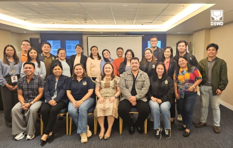 BSP and BDOF team together with Usec. Denise FB Bernos- Bragas, MD and DSWD participants 