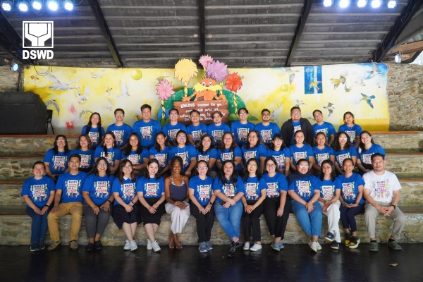 Group photo of all participants from the Field Offices of NCR, CALABARZON, MIMAROPA,VIII and Central Office (DSWD Academy, 4Ps, Program Management Bureau, Standards Bureau, and Social Technology Bureau) together with Stairway Foundation Incorporated (SFI).