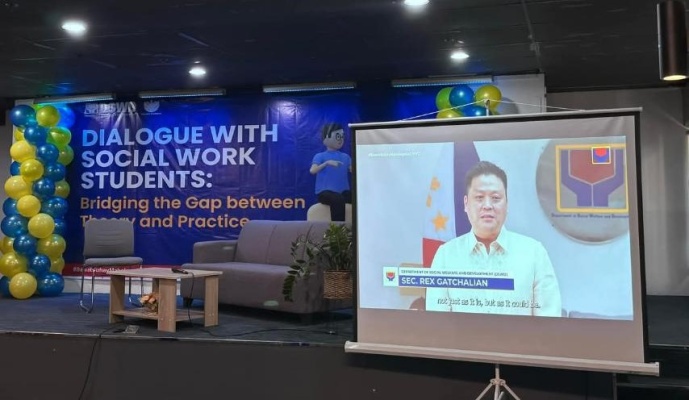 Dialogue with Social Work Students: Bridging the Gap Between Theory and Practice